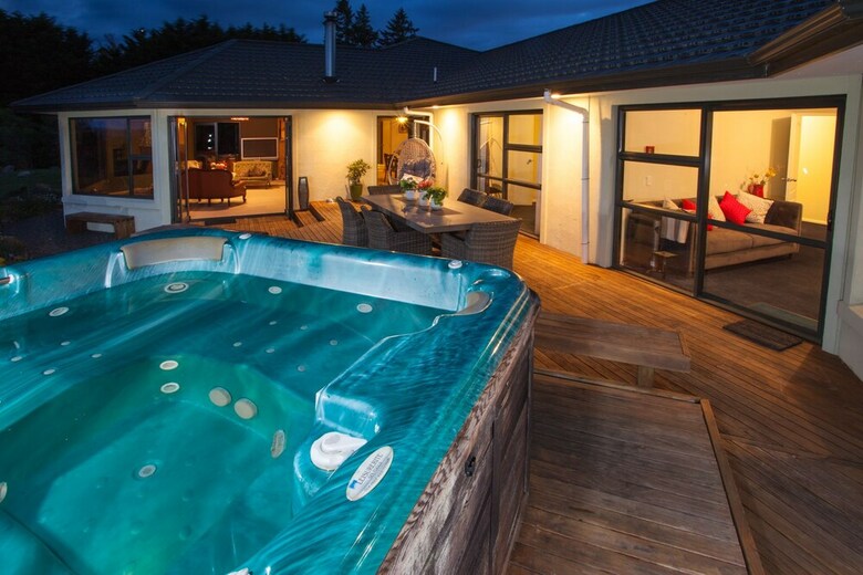 Bed & Breakfast Acacia Heights Gardens
