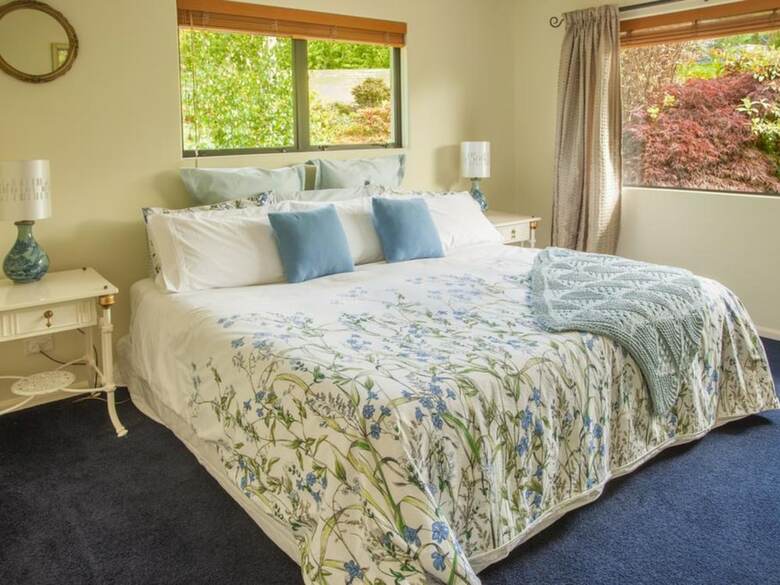 Bed & Breakfast Acacia Heights Gardens
