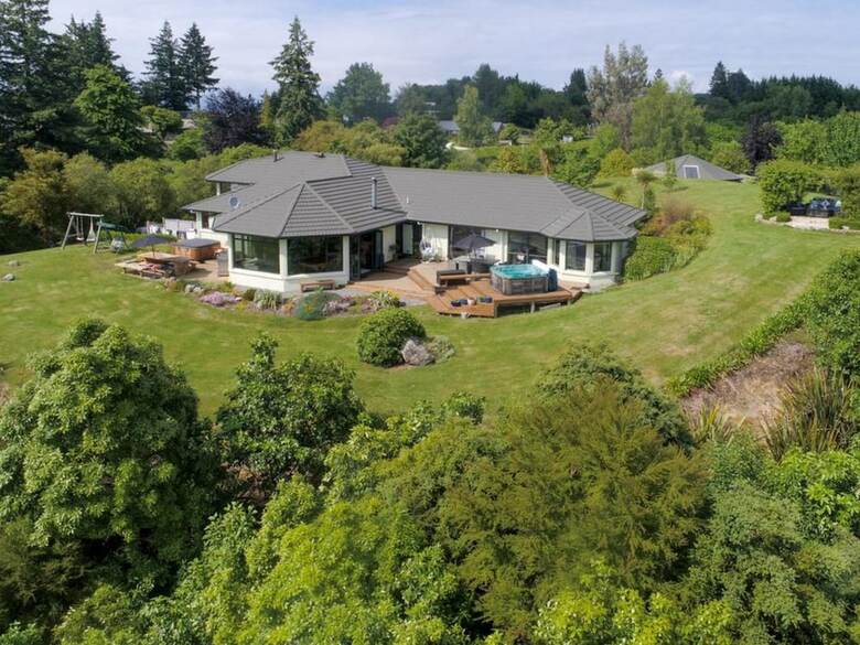 Bed & Breakfast Acacia Heights Gardens