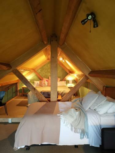 Bed & Breakfast The House With No Nails