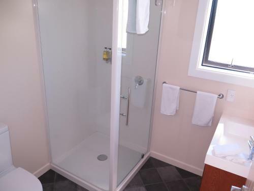Hotel Wheels And Reels Accommodation