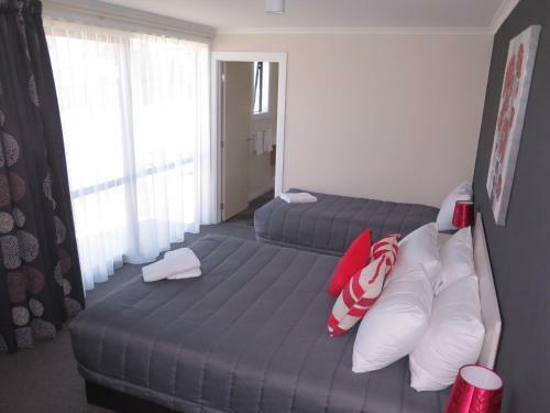 Hotel Wheels And Reels Accommodation