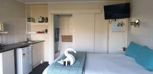 Mokau Motels
