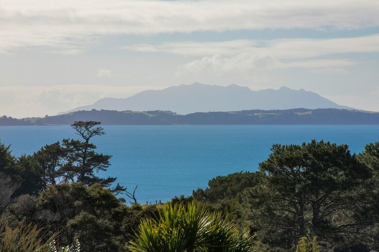 Bed & Breakfast Waimahu Retreat