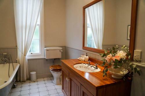Bed & Breakfast Brookwood Lodge