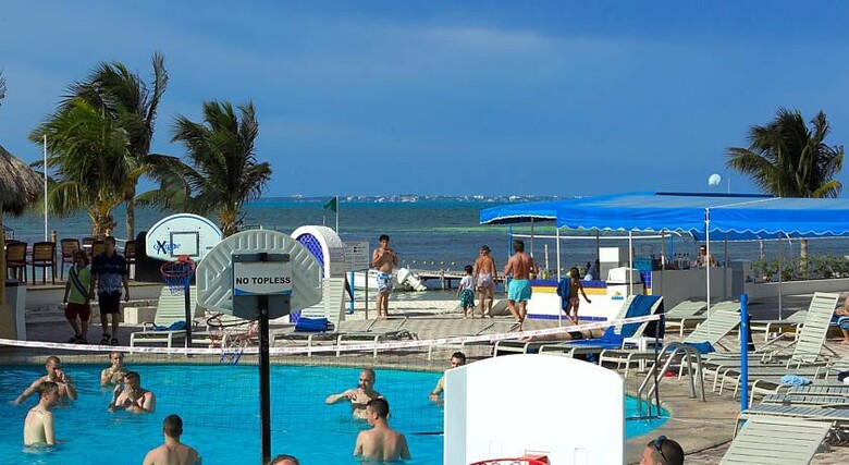 Hotel Aquamarina Beach