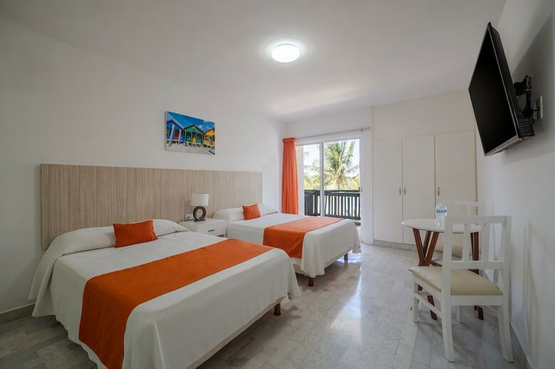Hotel Imperial Laguna Faranda Canc�n