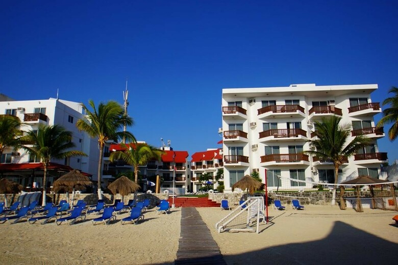 Hotel Imperial Las Perlas