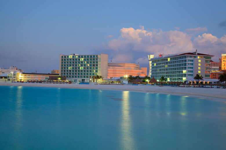 Hotel Krystal Canc�n