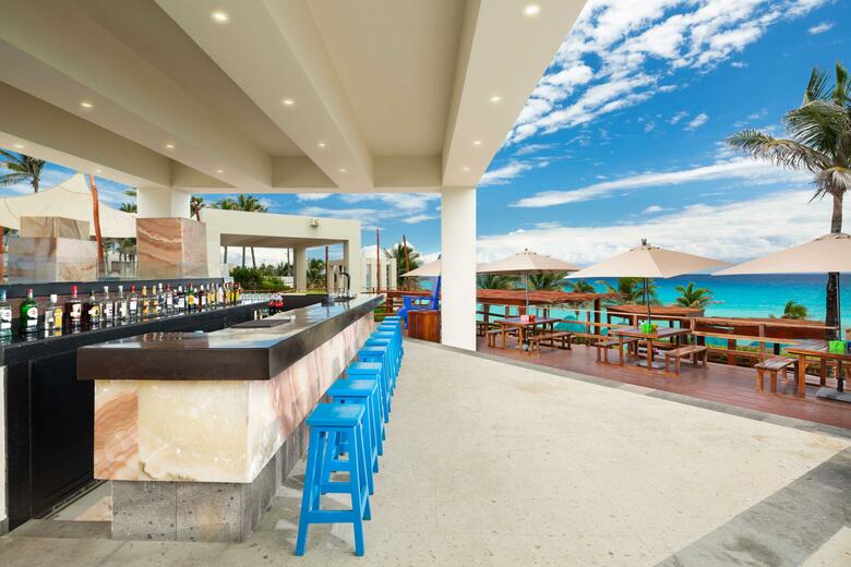 Hotel The Pyramid At Grand Cancun By Oasis