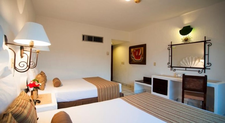 Hotel Las Palmas Beach Resort