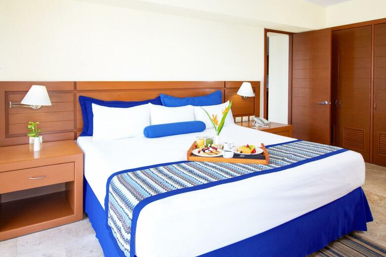 Hotel Plaza Pelicanos Grand Beach Resort
