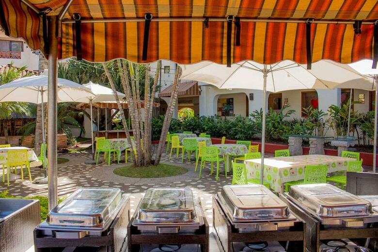 Hotel Plaza Pelicanos Grand Beach Resort