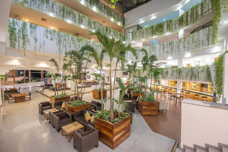 Hotel Friendly Vallarta Beach Resort & Spa
