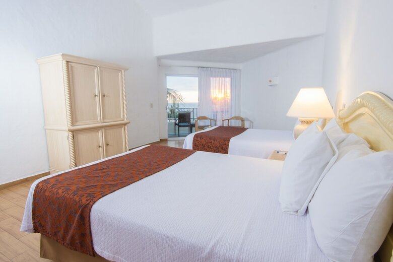 Hotel Friendly Vallarta Beach Resort & Spa