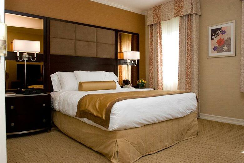 Excelsior Hotel