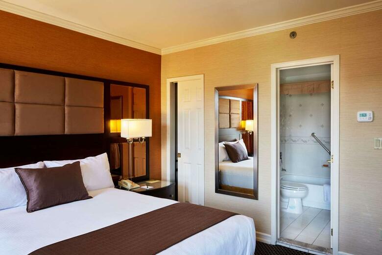 Excelsior Hotel