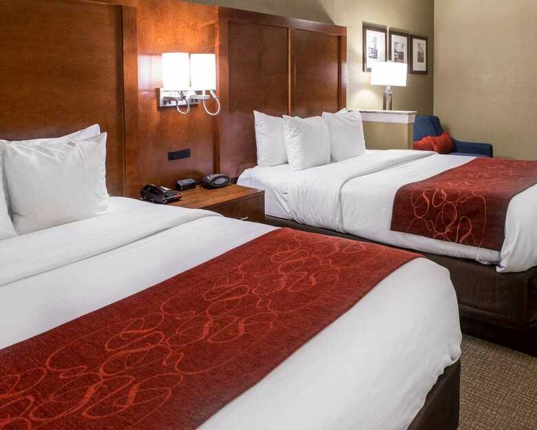 Hotel Comfort Suites