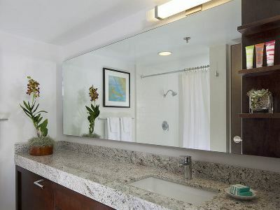 Ilikai Hotel And Suites