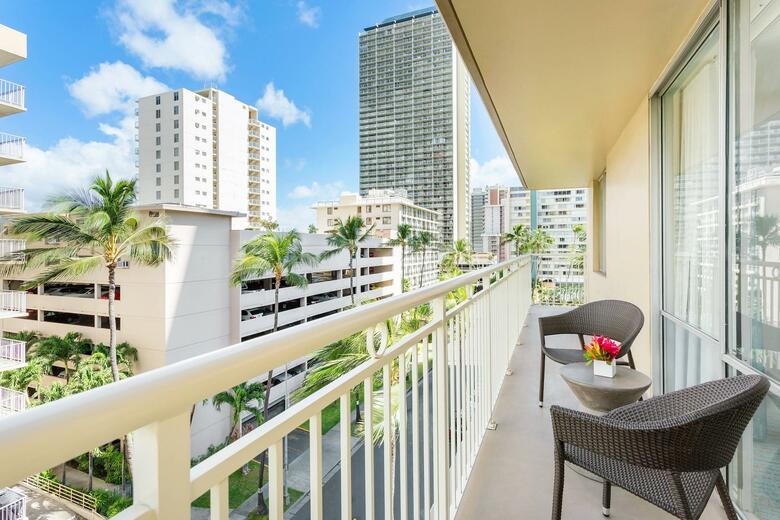 Hotel Courtyard By Marriott Waikiki Beach