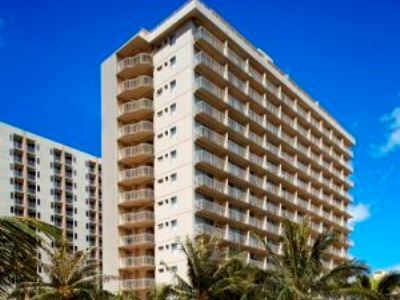 Hotel Courtyard By Marriott Waikiki Beach