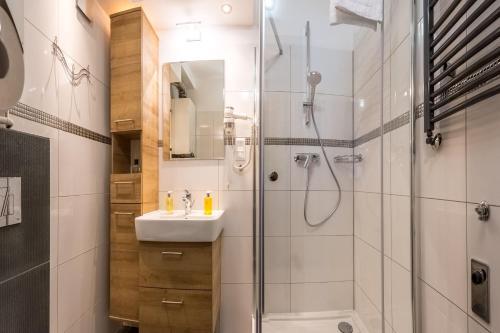 Rentplanet - Apartament Czecha 4
