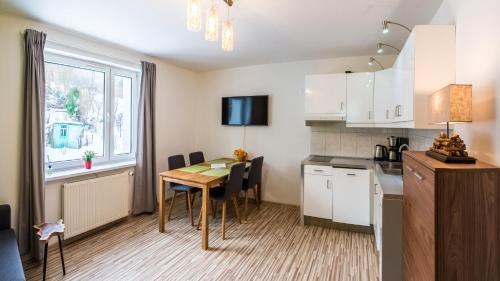 Rentplanet - Apartament Czecha 4