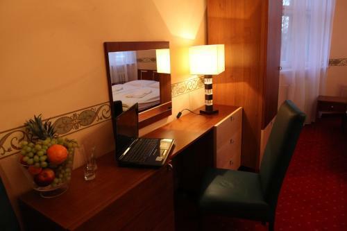 Hostal Pa?acyk Pod Lipami