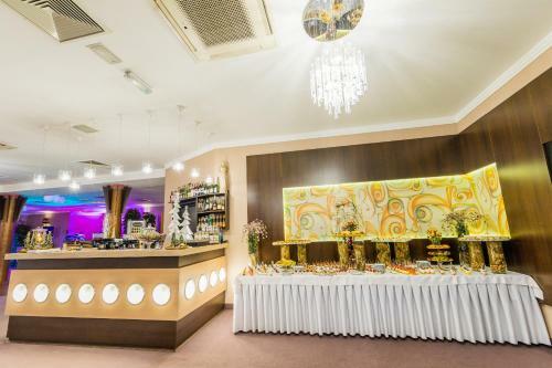 Hotel Restauracja T?czowa