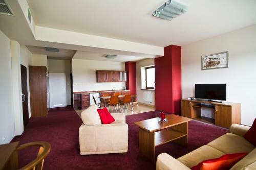 Hotel Aviator