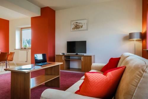 Hotel Aviator