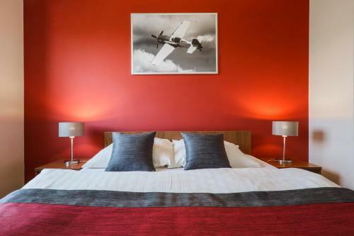 Hotel Aviator