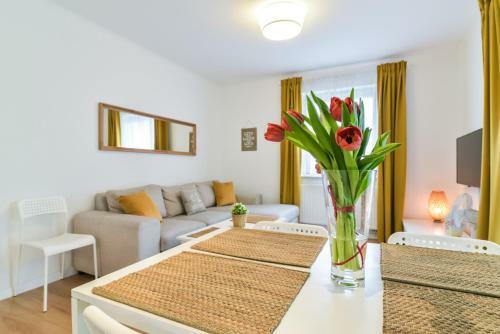 Ltc Apartments Malczewskiego Centrum