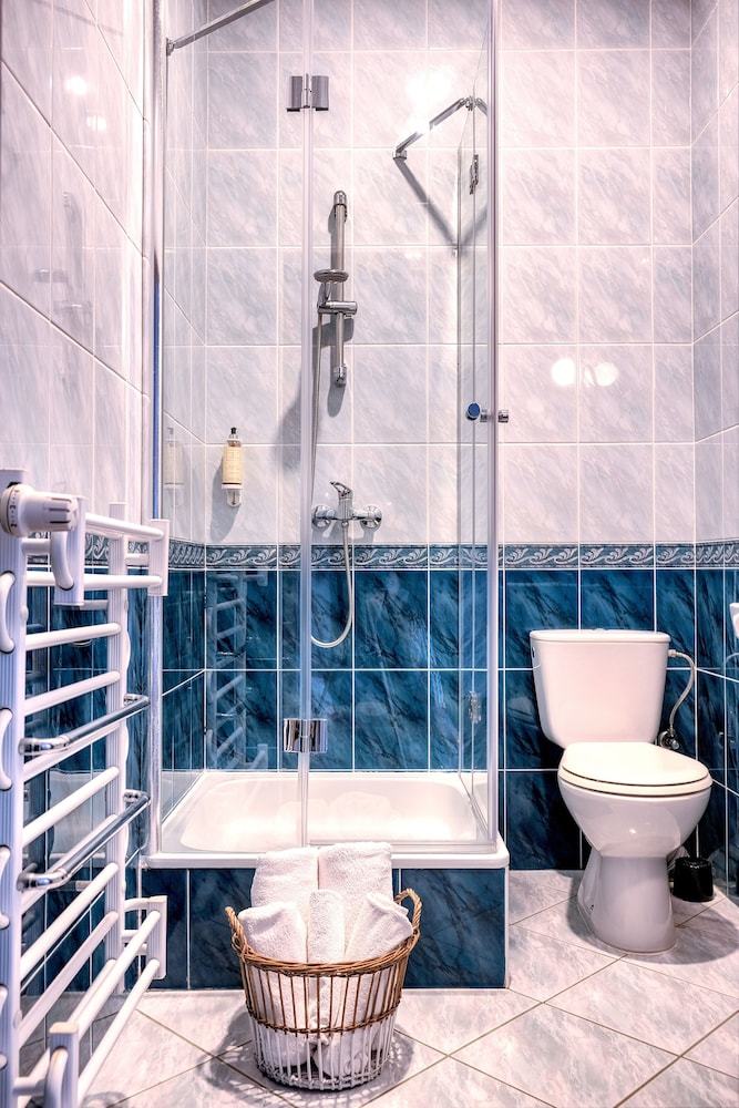 Hostal Dw�r W Bychowie