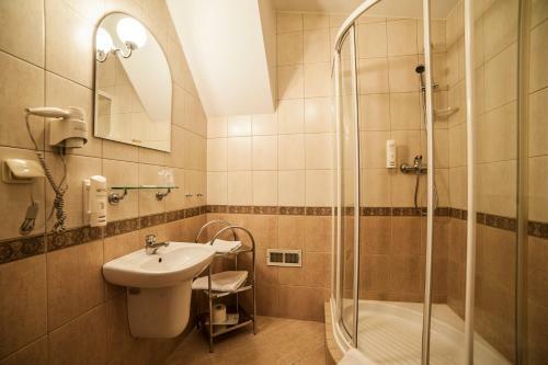 Hotel Restauracja Piwnica Rycerska