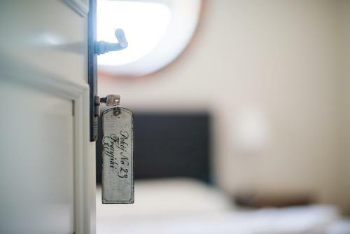 Hostal Nadwarcia?ski Dworek M?odzikowo