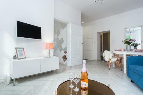 Elite Apartments Marble Cathedral View Old Town
