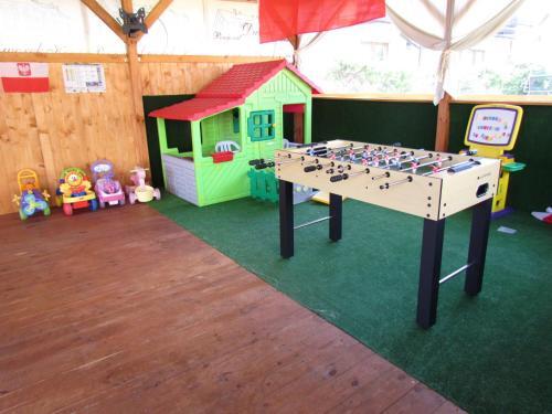 Hostal Dworek Karwia Wiosenna 8