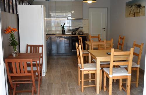 Hostal Dworek Karwia Wiosenna 8