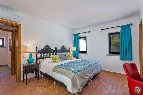 Sambada Villa Sleeps 10 Pool Air Con
