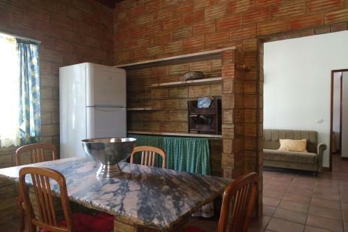 E - Countryside Guesthouse 2 Bed Apartment