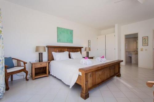 Galvana Villa Sleeps 8 Pool