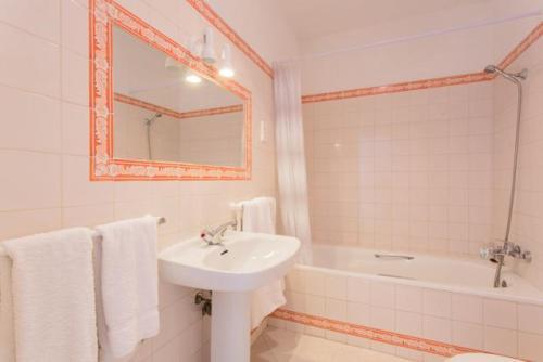 Galvana Villa Sleeps 8 Pool