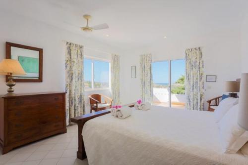 Galvana Villa Sleeps 8 Pool