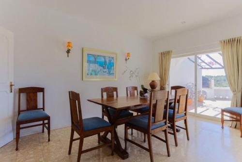 Galvana Villa Sleeps 8 Pool