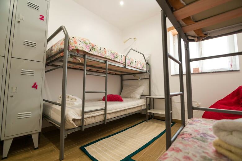 Hostal Mocho Guesthouse