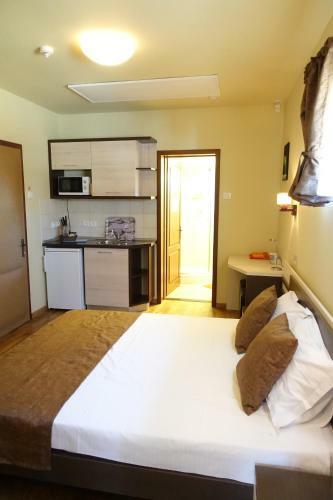 Hostal Casa Pontica
