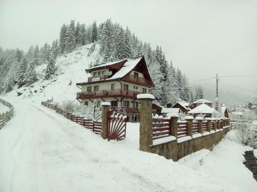 Hostal Pensiunea Roua Diminetilor