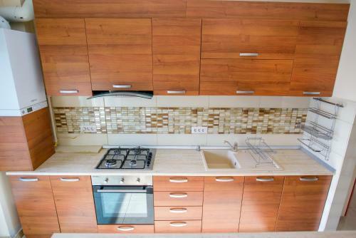 C&y Apartments Athena