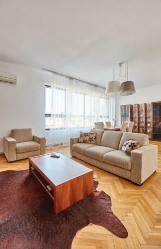 Apartamento Rezident Eminescu
